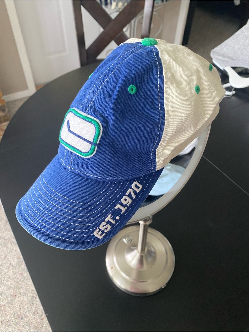 Mens NHL Navy Blue, Cream, Gray Hat Interior